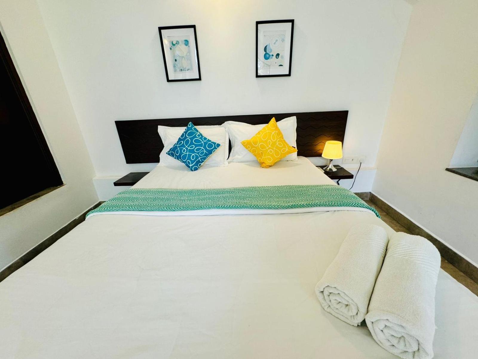 HALF Hotel, Calangute Bagian luar foto