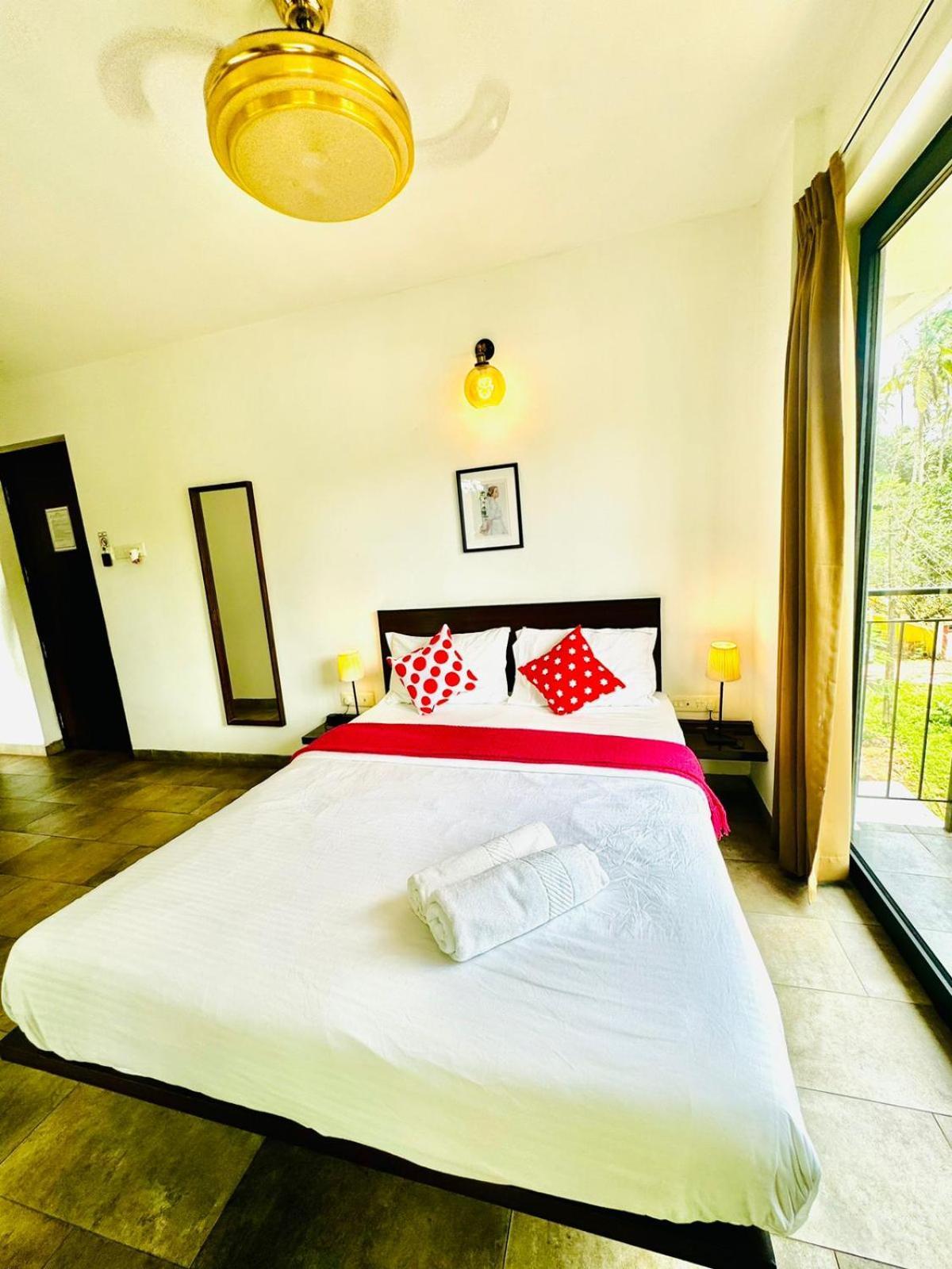 HALF Hotel, Calangute Bagian luar foto